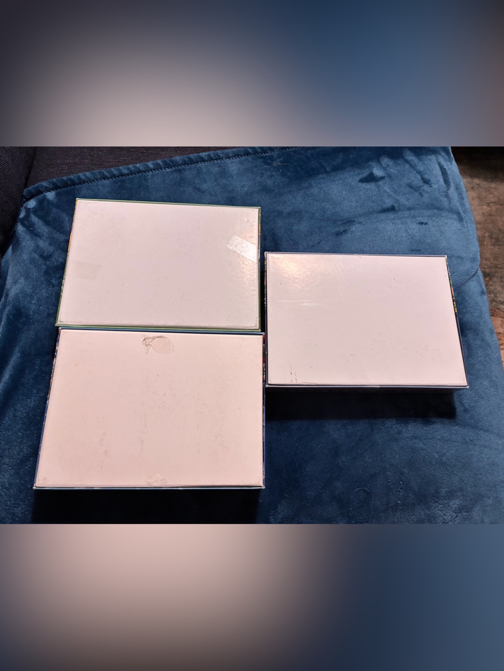 Set/3 jigsaw puzzles 300 pieces each - Picture 2 of 2